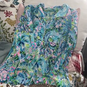 Lilly Pulitzer PJ Top L see descri for alterations